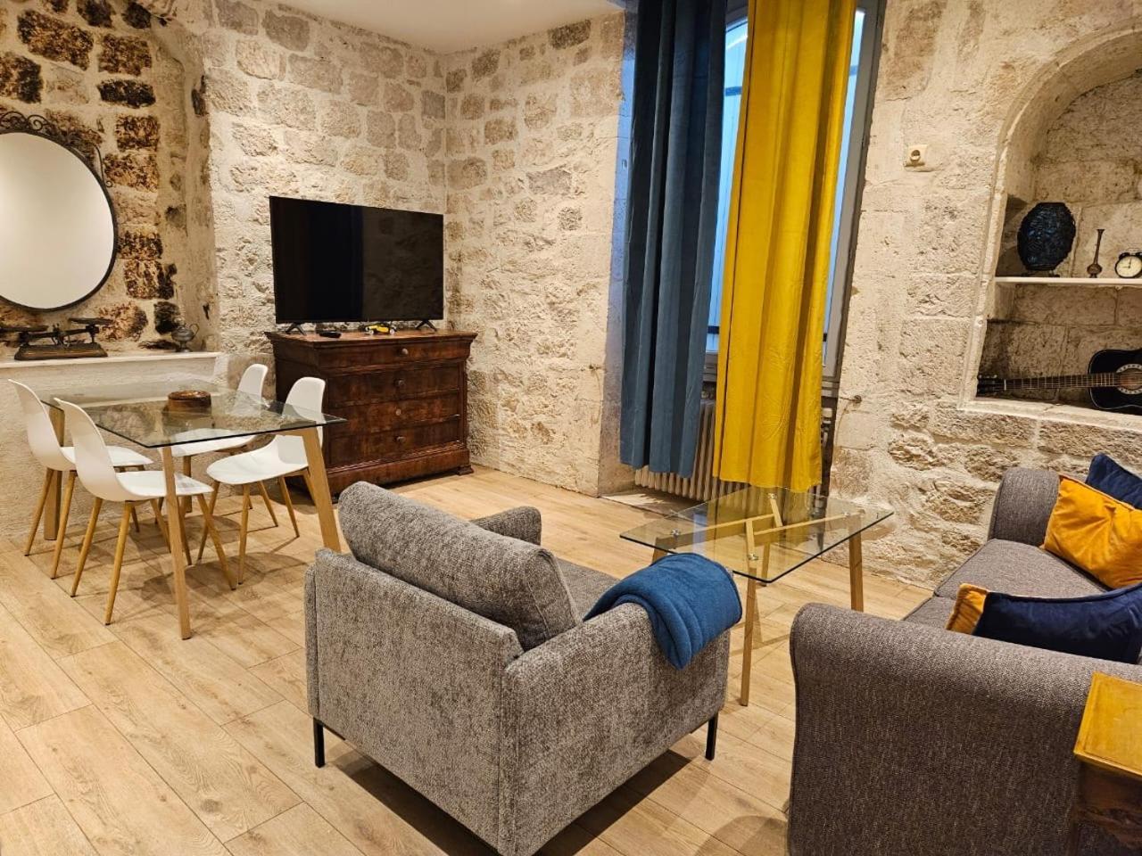 Tournon-dʼAgenais Le Beffroi 아파트 호텔 외부 사진